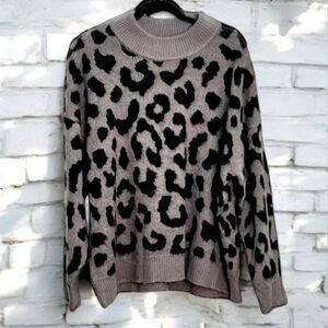 NWT AQUA CURVE Leopard Animal Print Long Sleeve Gray Black Sweater Plus Size 3X